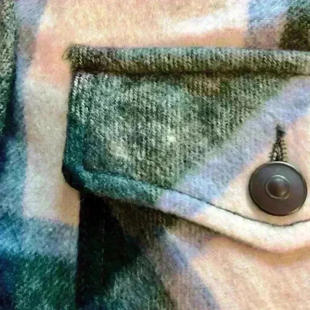 ZARA Green and White Flannel Shacket, Jacket Size XS - Picture 5 of 5